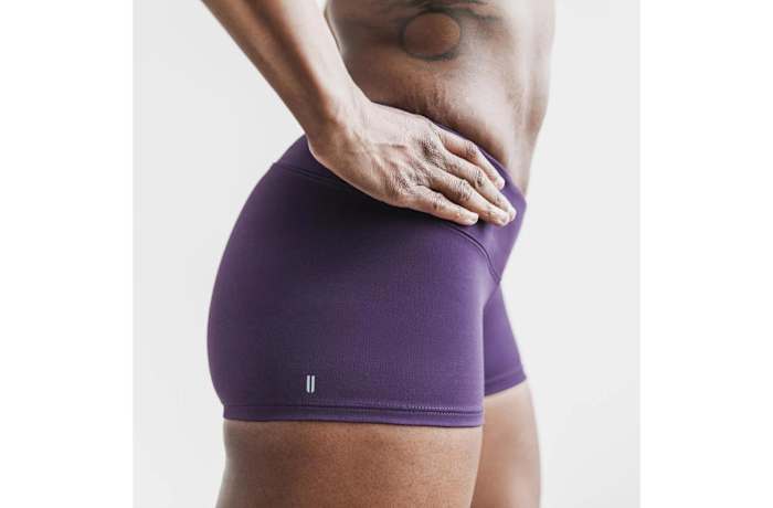 NoBull-WOMEN'S-LOW-RISE-MATTE-SHORT 